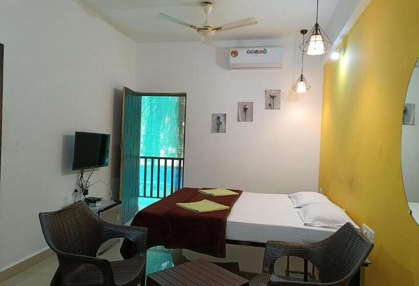 Номер Deluxe с Балконом, Sabinas Goa