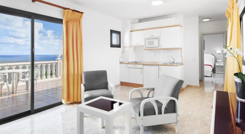 Apartamento 1 Dormitório Vista Mar, Elba Lucia Sport & Suite