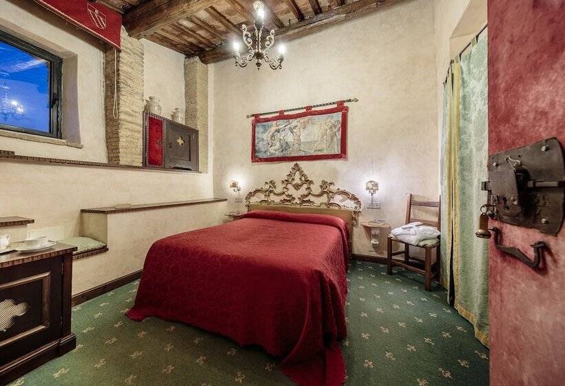 Классический Номер, Castello Orsini