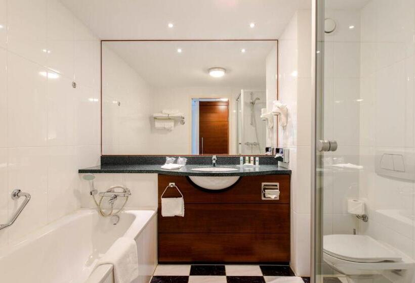 디럭스 룸 킹사이즈 침대, Courtyard By Marriott Amsterdam Airport