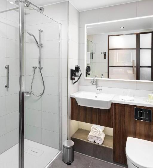 Studio Standard Lit King Size, Courtyard By Marriott Amsterdam Airport