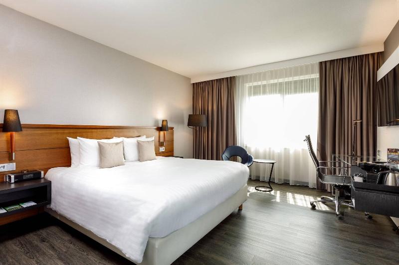 Chambre Supérieure Lit King Size, Courtyard By Marriott Amsterdam Airport