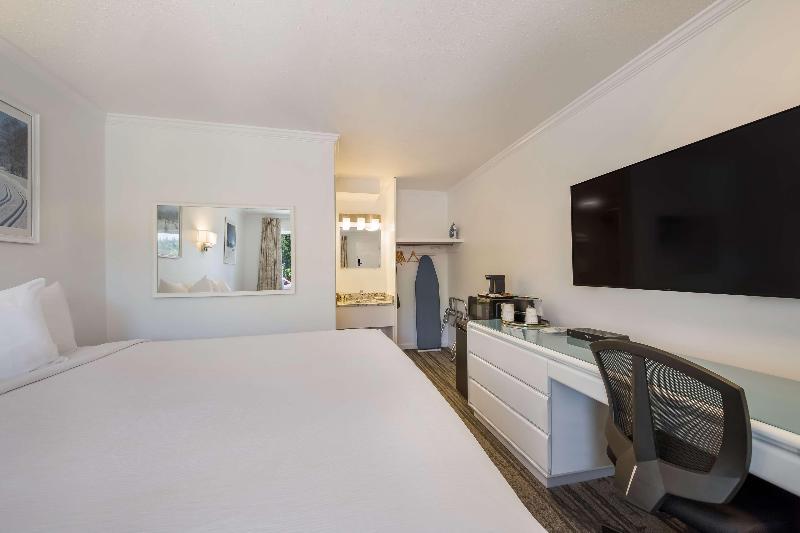 스탠다드 룸 킹사이즈 침대, Surestay Hotel By Best Western Rossland Red Mountain