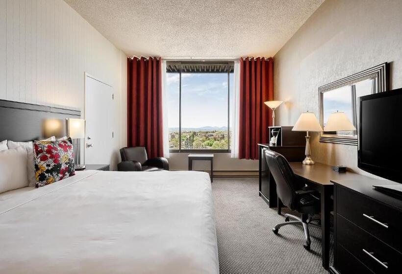 Стандартный Номер Кровать Кинг, Travelodge By Wyndham Quebec City Hotel & Convention Centre