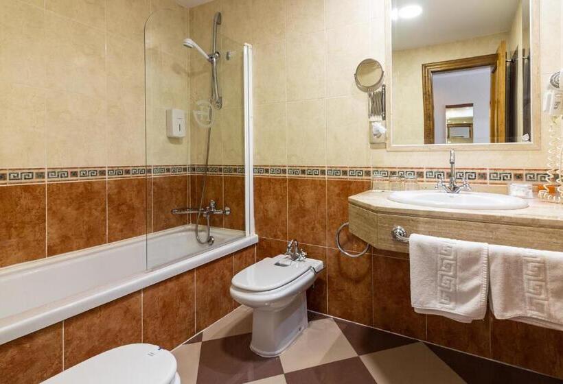 Номер Стандарт Трехместный, Avenida Tropical By Bossh! Hotels