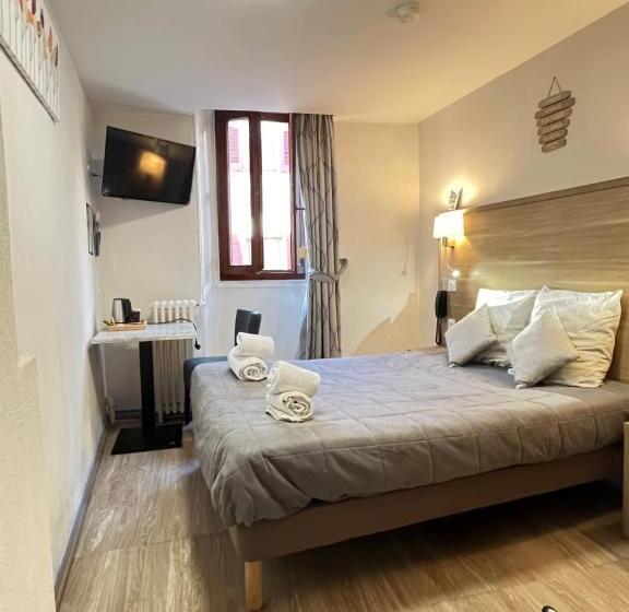 基本间, Hôtel Du Cheval Blanc Barcelonnette