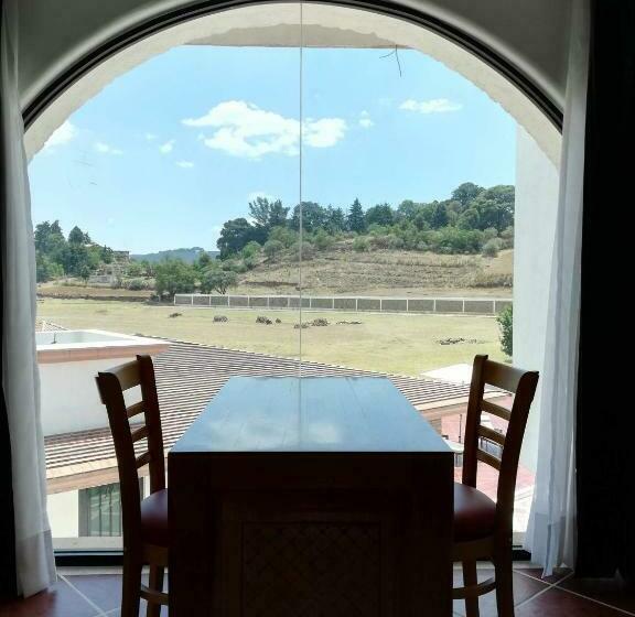 חדר משפחתי, Hacienda Maxdá