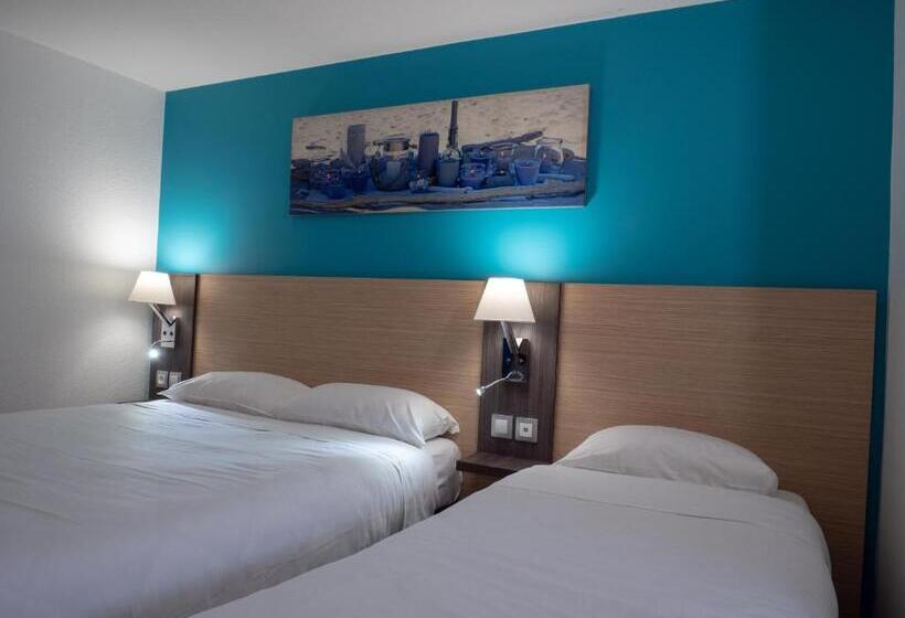 Номер Стандарт Трехместный, Contact Hotel Restaurant Bleu France   Eragny Cergy
