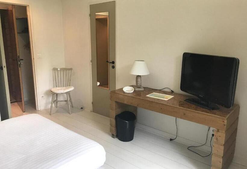 Номер Стандарт с Террасой, Le Vieux Logis De Clam