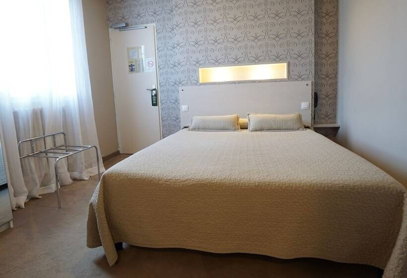 Номер Стандарт, Logis Hôtel Restaurant Clair Cottage, Chisseaux   Chenonceaux