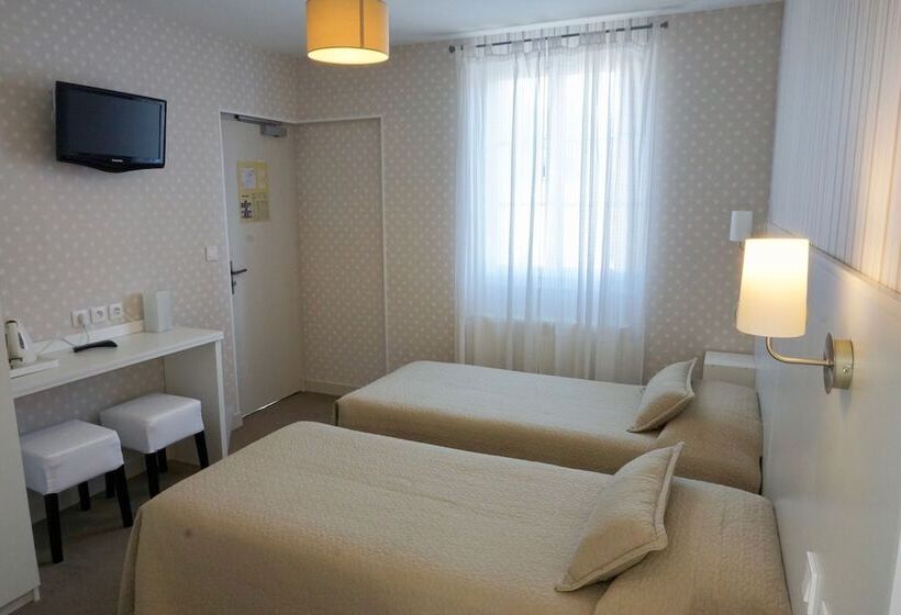 Номер Стандарт, Logis Hôtel Restaurant Clair Cottage, Chisseaux   Chenonceaux