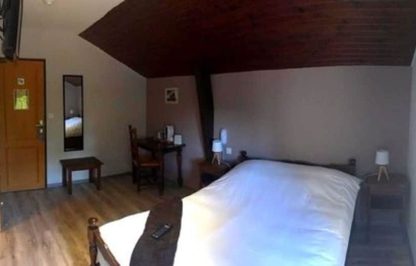 Номер Стандарт, Logis Le Relais De La Voie Sacrée