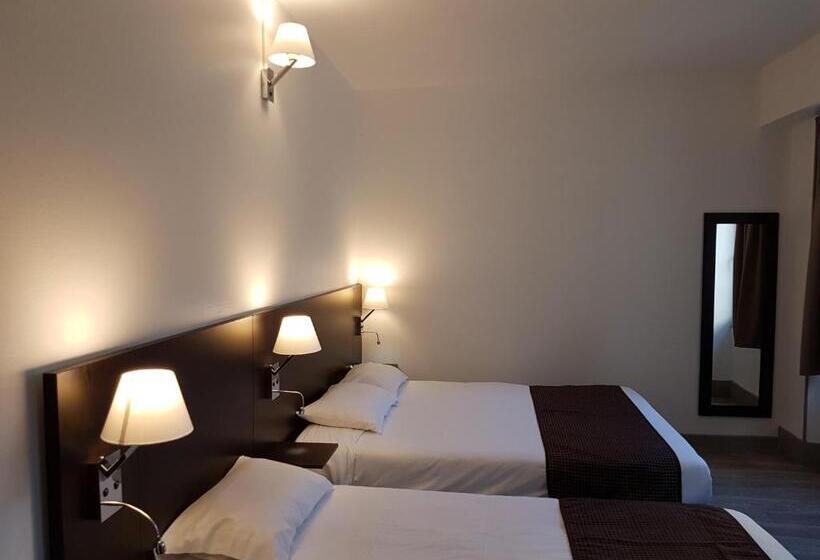 اتاق استاندارد سه نفره, Nevers