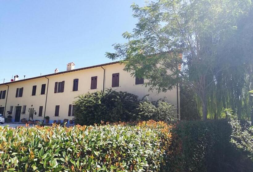 ２ベッドルームアパートメント, Valle Del Poggio