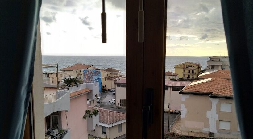 Номер Deluxe Вид на Море Боковой, B&b La Stazione
