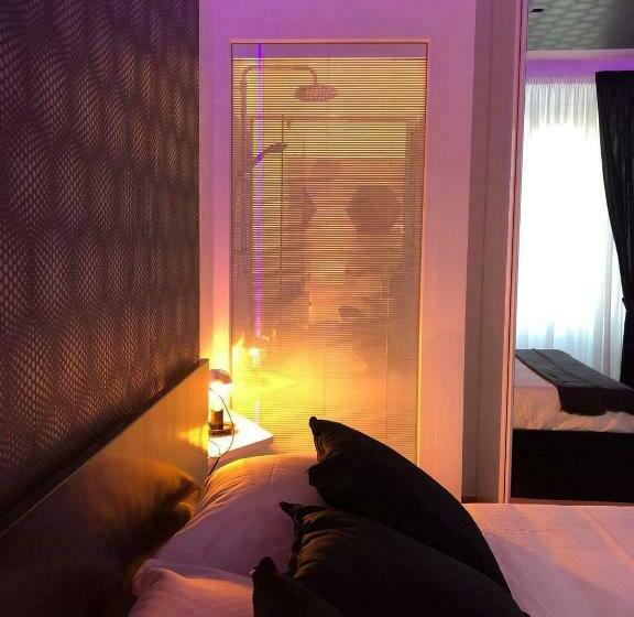 Номер Стандарт, A Casa Di