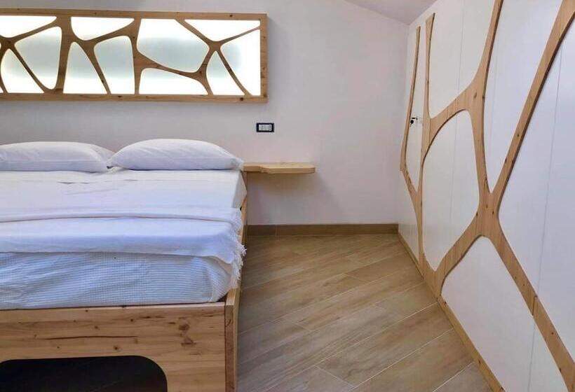 Номер Стандарт, A Casa Di
