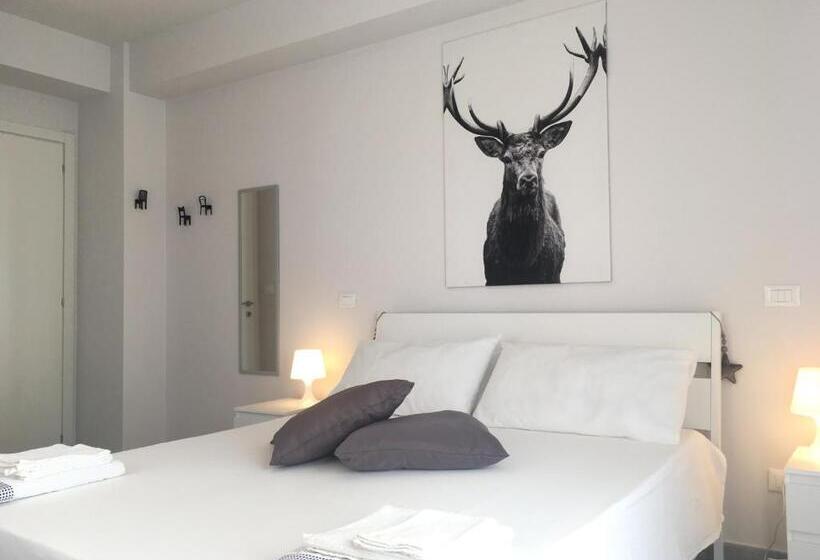 اتاق استاندارد, Deer House Bnb