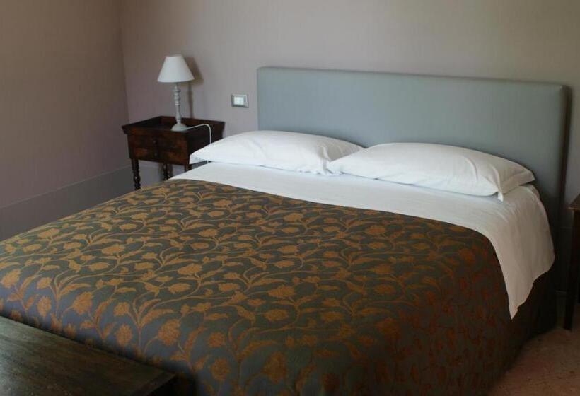Номер Deluxe с Балконом, La Finestra Sul Po  Agriturismo