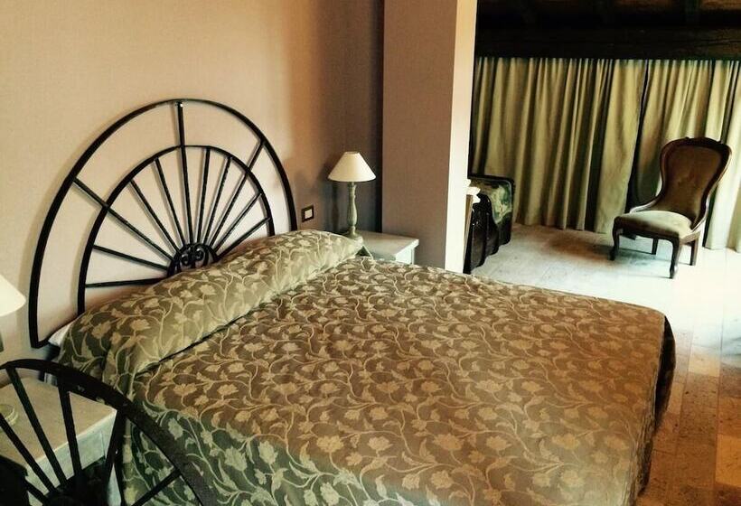 Номер Deluxe с Балконом, La Finestra Sul Po  Agriturismo
