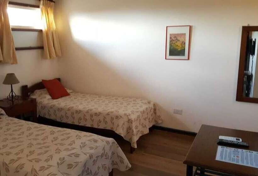 Economy Triple Room, Selva Montana