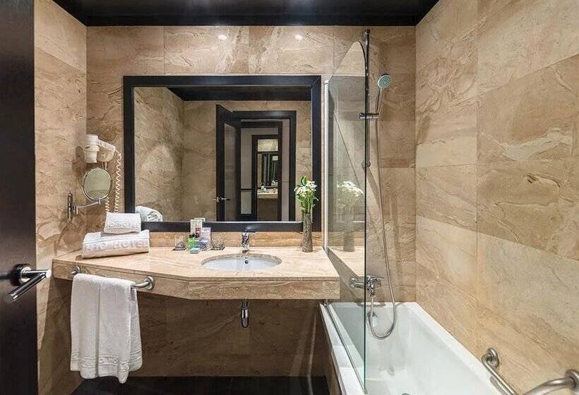 Номер Deluxe, H10 Marina Barcelona
