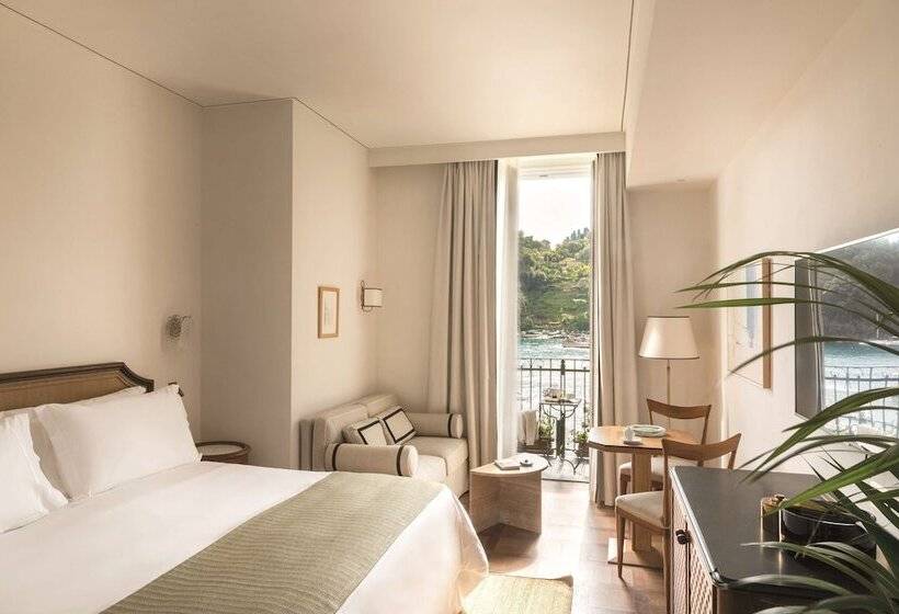 سوییت جونیور با چشم‌انداز دریا, Splendido Mare, A Belmond Hotel, Portofino