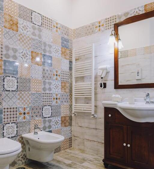 اتاق راحتی سه تخته, Agorà Bisceglie