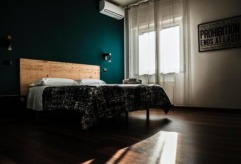 اتاق استاندارد با چشم‌انداز باغ, Travel Station Bedandbreakfast