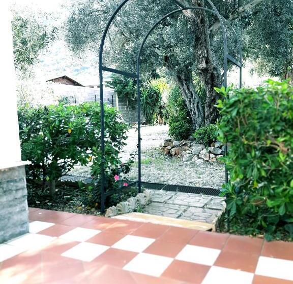 Номер Стандарт Трехместный, Grotta Dei Puntali B&b