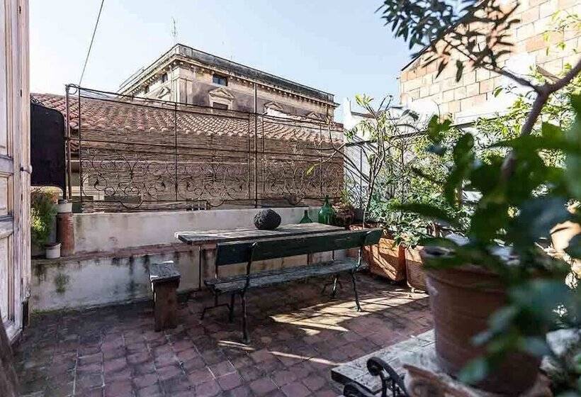 آپارتمان سوپریور 1 خوابه, Palazzu Stidda