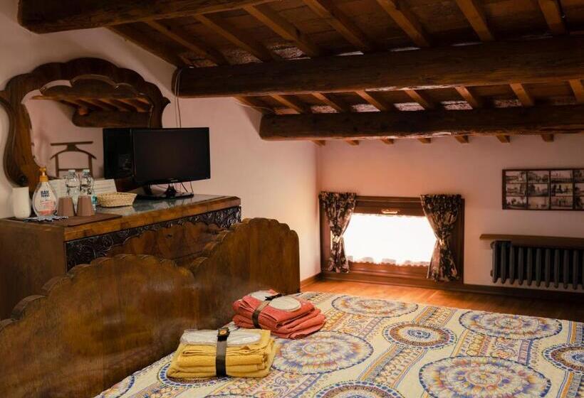 اتاق استاندارد با سرویس بهداشتی مشترک, Casa Stefy