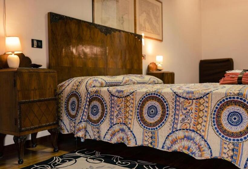 اتاق لوکس, Casa Stefy