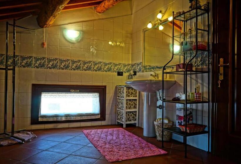 اتاق استاندارد با سرویس بهداشتی مشترک, Casa Stefy