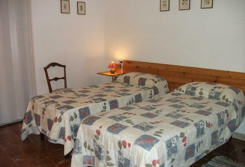 اتاق استاندارد سه نفره, B&b La Principessa
