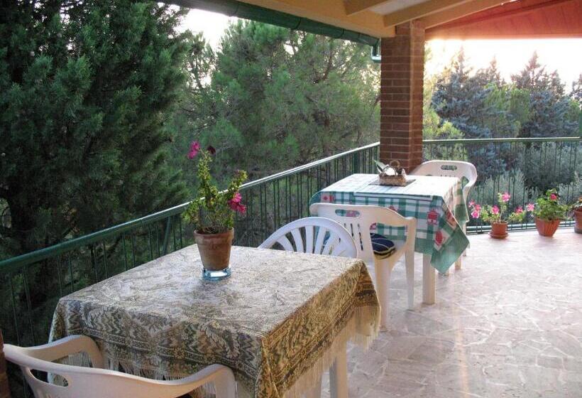 اتاق استاندارد سه نفره, B&b La Principessa