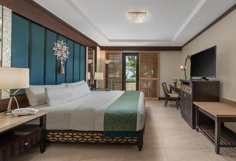 Президентский Люкс, Henann Regency Resort And Spa