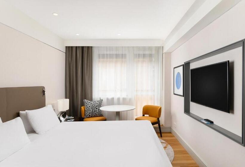 Номер Superior, Danubius Hotel Astoria City Center
