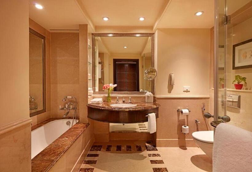 Deluxe Suite King Bed, Itc Maratha, A Luxury Collection Hotel, Mumbai