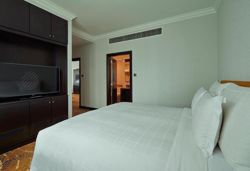 Апартаменты 2 Спальни, Pullman Kuala Lumpur City Centre Hotel & Residences