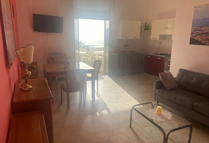 ویلا دلوکس 2 خوابه, Villa Panoramica Sul Mare