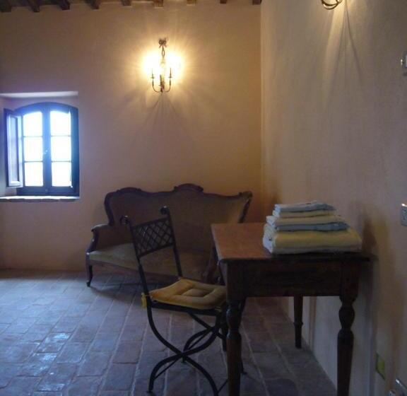 Люкс Кровать Кинг, Borgo Storico Cisterna