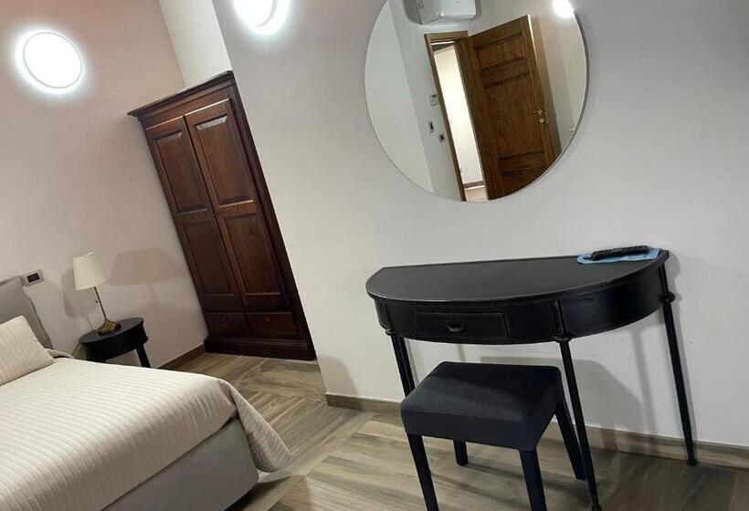 스탠다드 트리플 룸, Palazzo Candida B&b