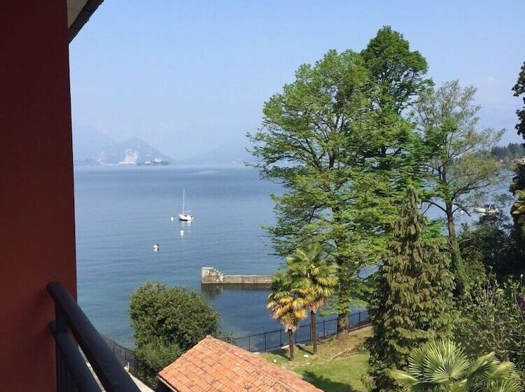 经济房, Albergo Riva