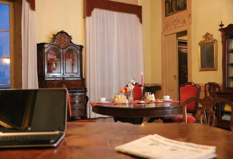 Люкс Вид на Горы, Villa Cagnola
