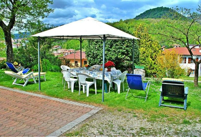 Вилла 1 Спальня Вид на Сад, B&b Marienn