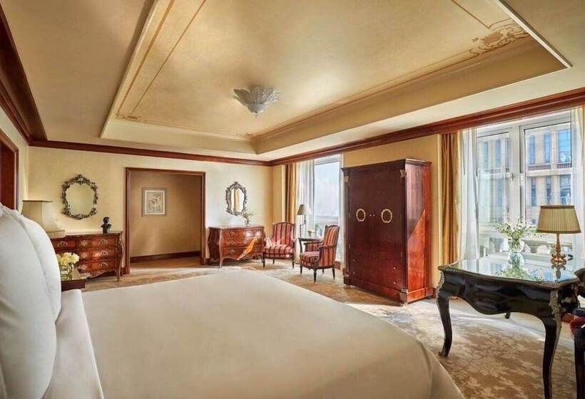 سوئیت رویال, Four Seasons  Cairo At The First Residence