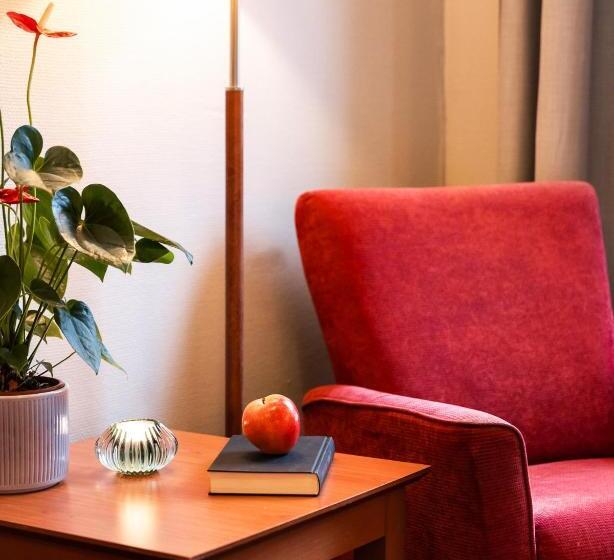 Семейный Номер, Frøken Skjolds Hotel Lyngengården