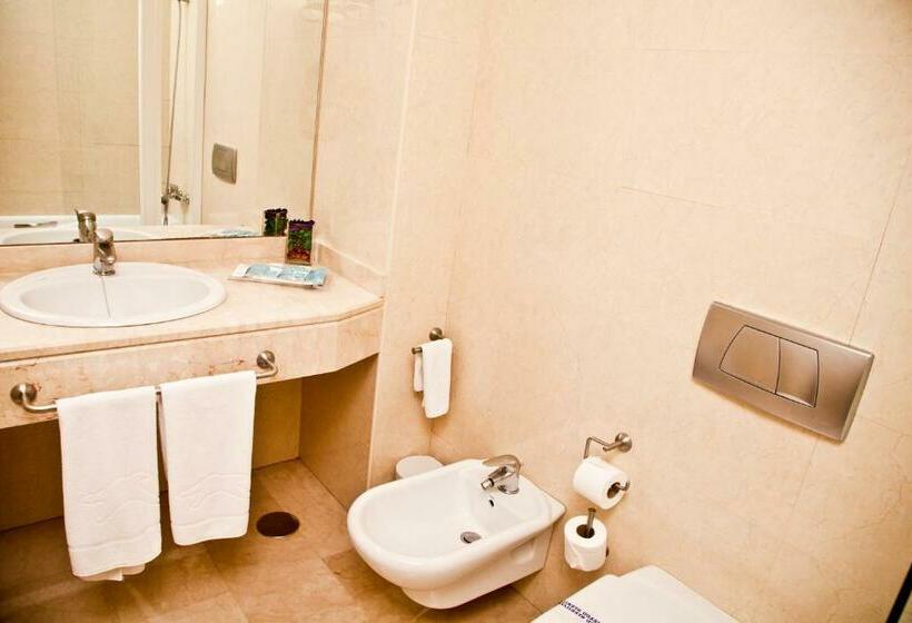 Habitación Estándar, Mediterraneo