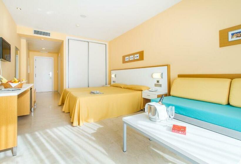 Habitación Cuádruple Estándar, Mediterraneo